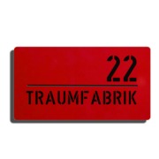Schwarz glänzende Schrift